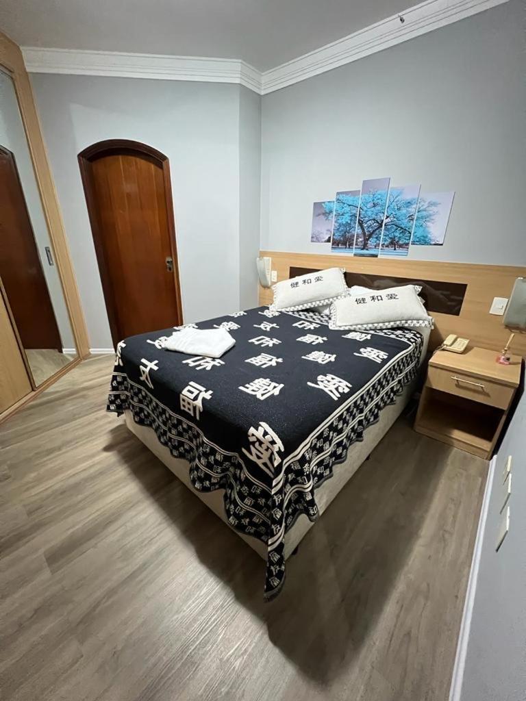 Appartamento FLAT no Gonzaga com estacionamento incluso Santos  Esterno foto